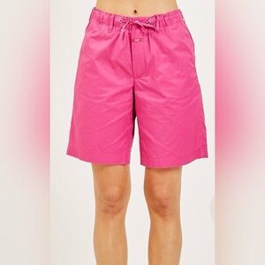 CLOSED Lya Short in Magenta